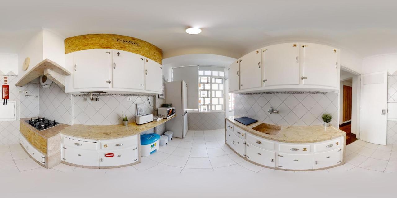 Santos Mattos Guesthouse & Apartments By Lisbon With Sintra Amadora Bagian luar foto