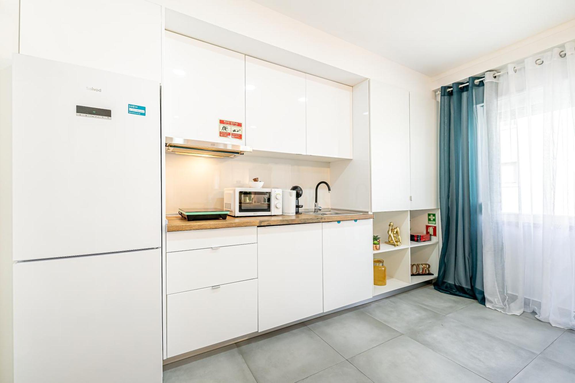 Santos Mattos Guesthouse & Apartments By Lisbon With Sintra Amadora Bagian luar foto