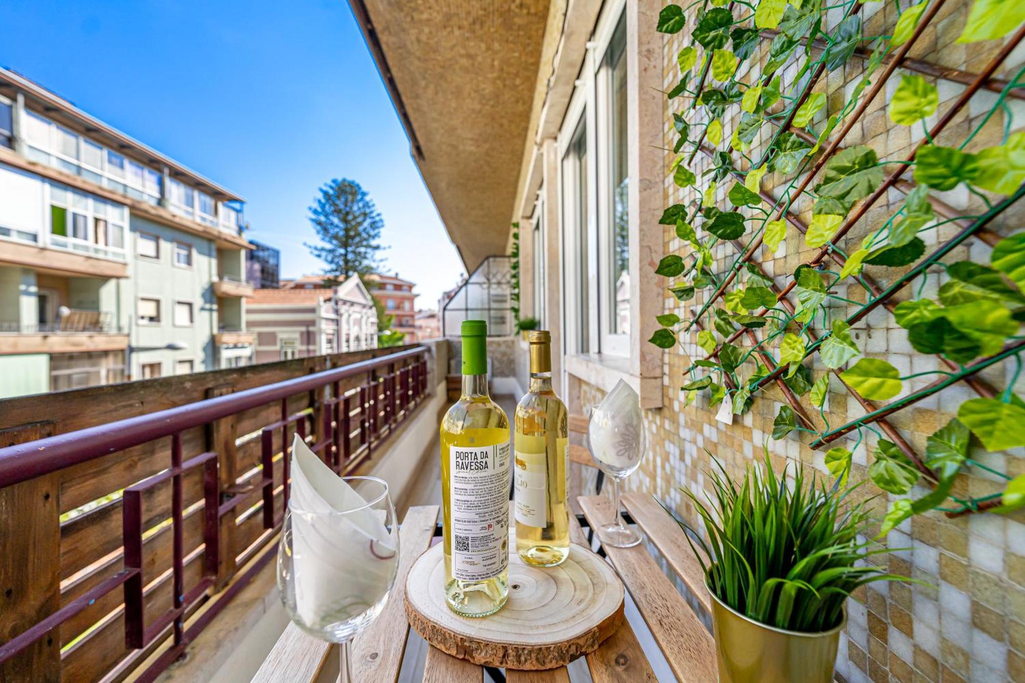 Santos Mattos Guesthouse & Apartments By Lisbon With Sintra Amadora Bagian luar foto