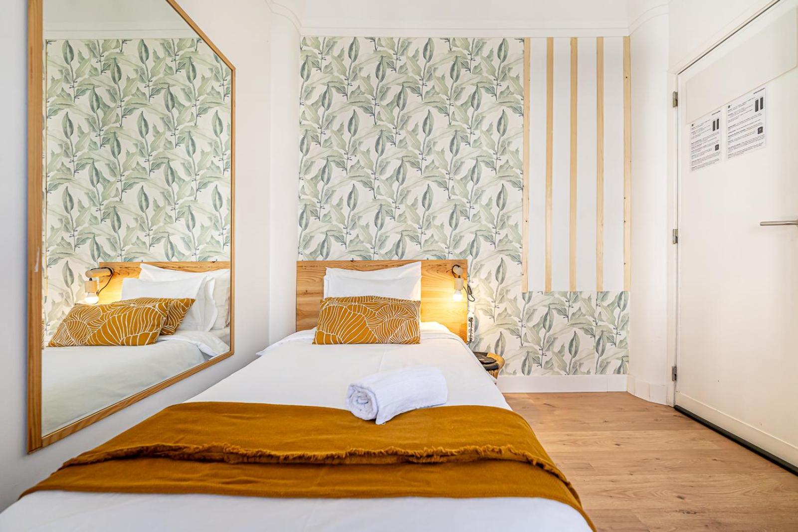 Santos Mattos Guesthouse & Apartments By Lisbon With Sintra Amadora Bagian luar foto